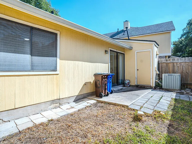 11901 Swearingen Dr #113 — Photo 17