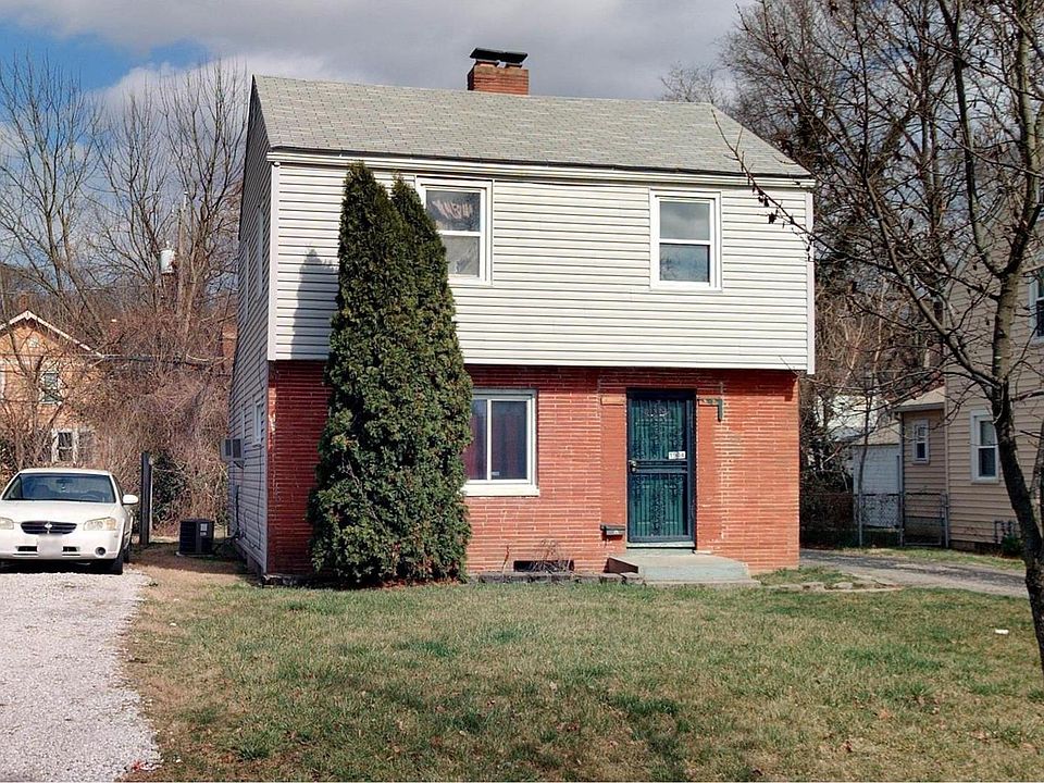 1st image of 1944 Merryhill Dr