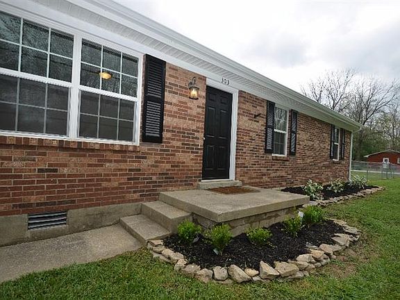 5th image of 303 Peachtree Ln