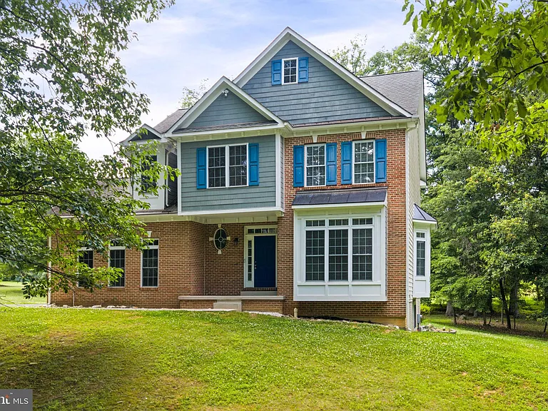 19033 Otley Rd — Photo 49