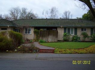 1002 Cornell Dr, Davis, CA 95616