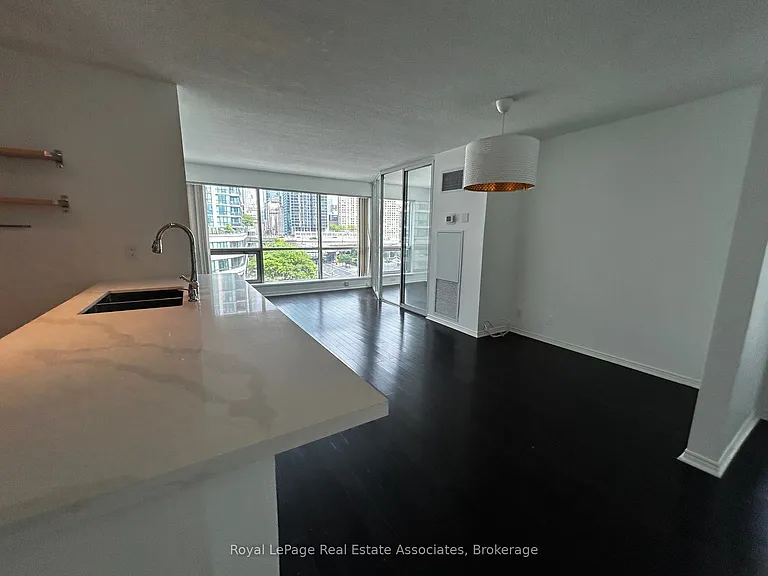 10 Yonge St #507 — Photo 5