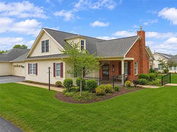 2nd image of 2164 Isleworth Ln
