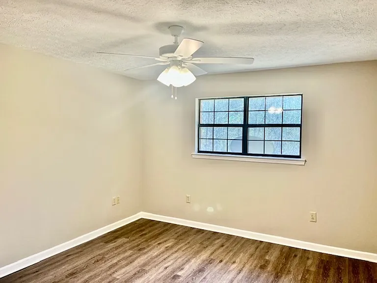 213 Huffaker Rd NW — Photo 9