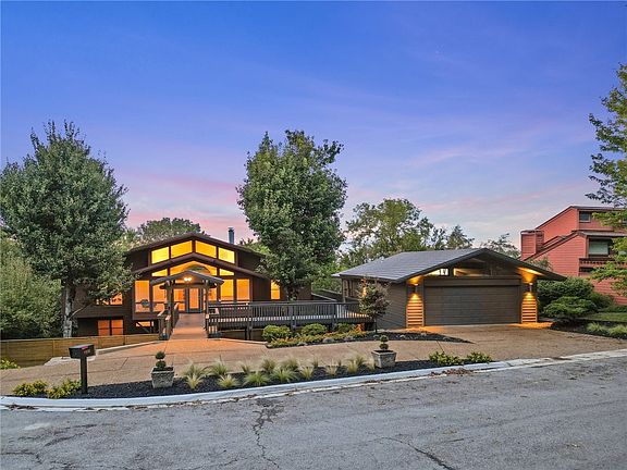3rd image of 1506 W Sunset Pl