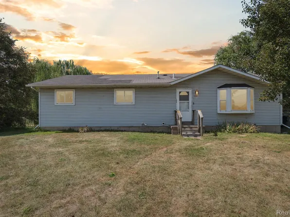 1100 S Ridge Rd, Canton, MI 48188