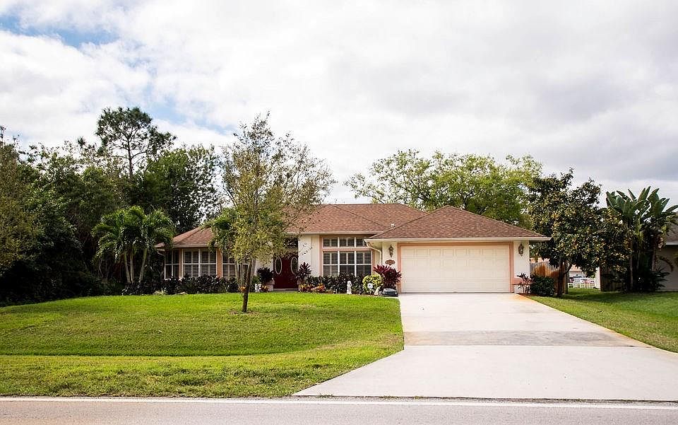 1st image of 2340 SW Cameo Blvd