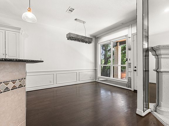 5th image of 902 Saint George Pl
