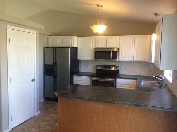 2nd image of 23313 E Maxwell Ave