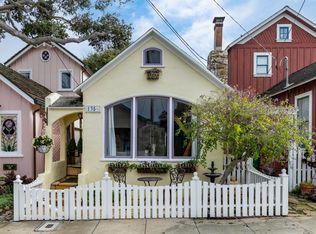 135 17th St, Pacific Grove, CA 93950
