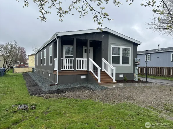 300 Park Avenue #5, Buckley, WA 98321