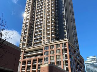 4090 Living Arts Dr #1101, Mississauga, ON L5B 4M8