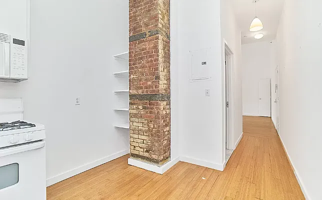 Rented by Living New York | media 12