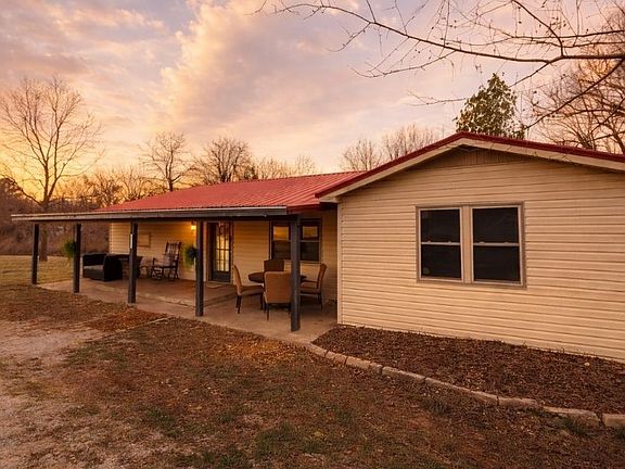 2nd image of 6814 Estes Rd