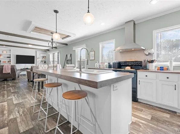 12368 Elrod Rd, Elrod, AL 35458