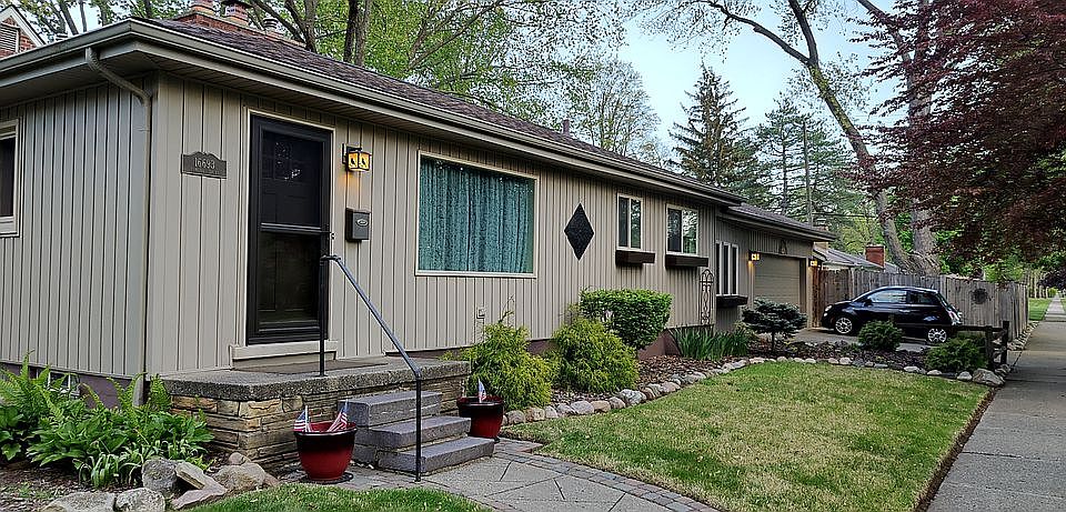 1st image of 16693 Pomona Dr