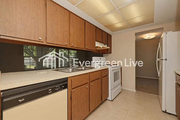 5718 Troy Villa Blvd — Photo 7