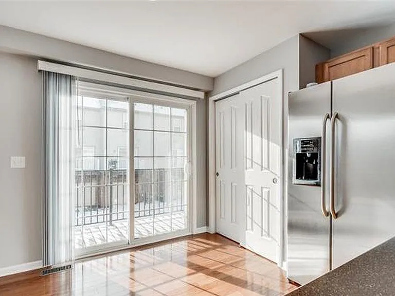 27859 Hopkins Dr — Photo 10