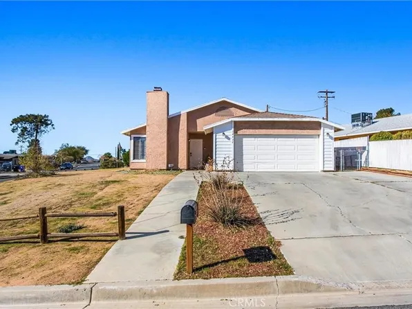 16422 Tolowa Rd, Apple Valley, CA 92307