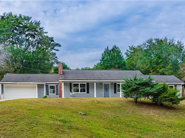 165 County Road 477, Phenix City, AL 36870