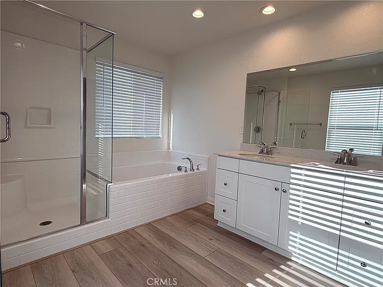 7631 Rubyred Glen Dr — Photo 13