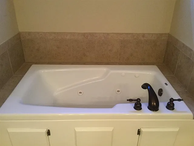 5966 Armadale Dr — Photo 9