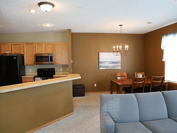 5th image of 10991 Oak Grove Cir Unit F