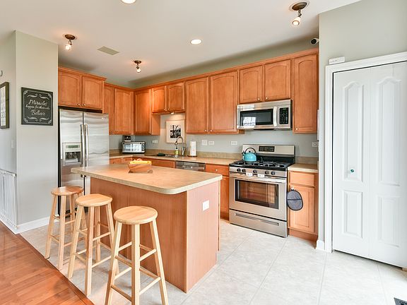 5th image of 2880 Glacier Way Unit D