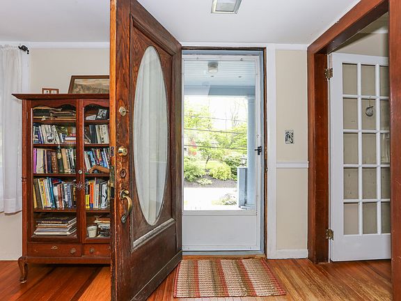 5th image of 22 Washburn Street