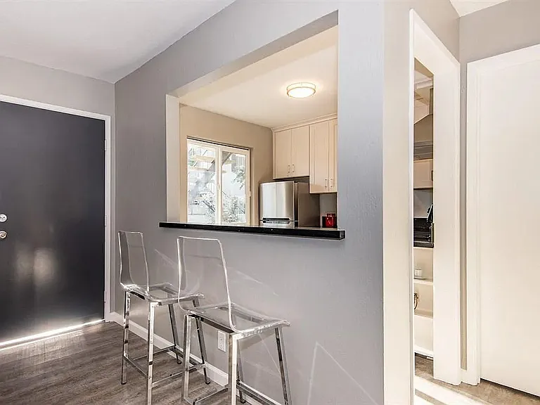3680 Greenlee Dr #13 — Photo 4