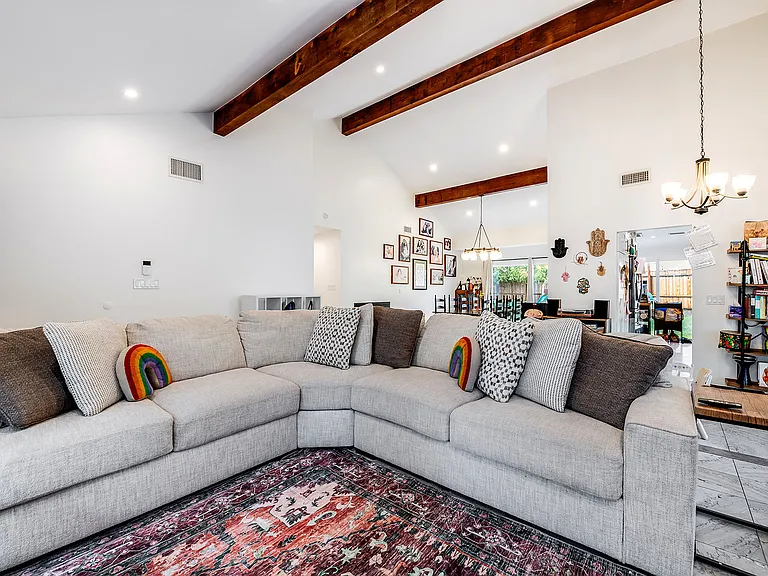 28403 Waring Pl — Photo 14