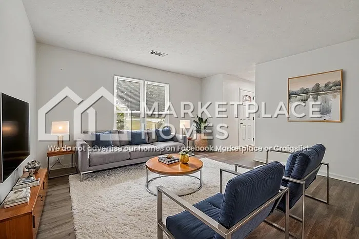 3 bed, 2.5 bath, 1778 sqft, $2,095 — Photo 4