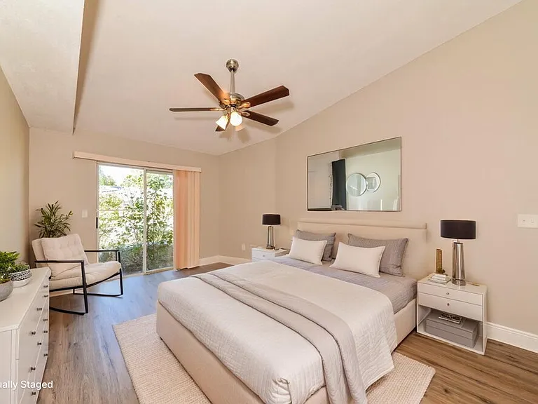 12914 Astorwood Pl — Photo 11
