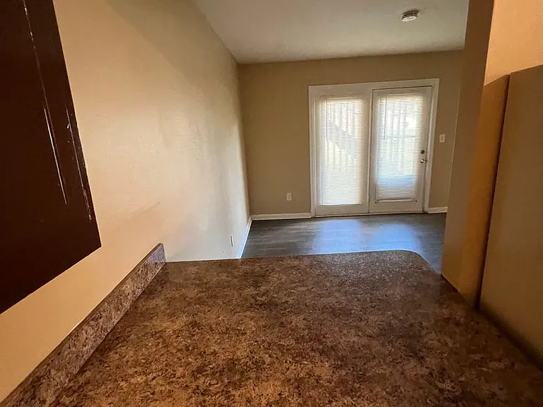 Creekstone Village — Photo 4