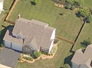 1034 Omalley Dr, Lake Zurich, IL 60047