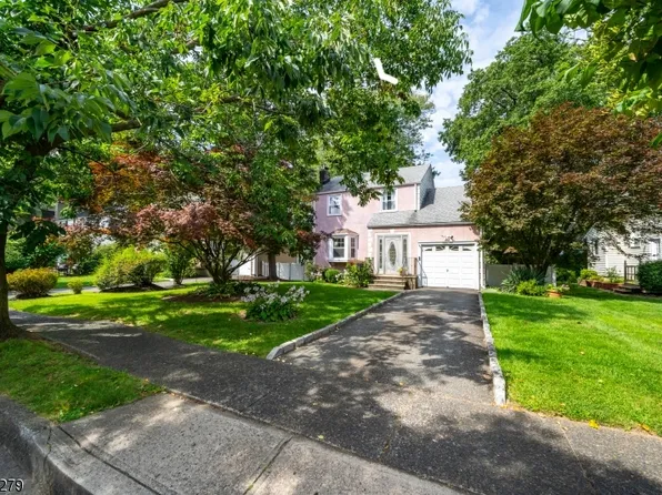32 Barnett St, Bloomfield Twp., NJ 07003