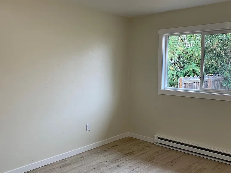 828 N Fee St — Photo 15