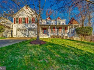 7819 Lobelia Ln, Springfield, VA 22152