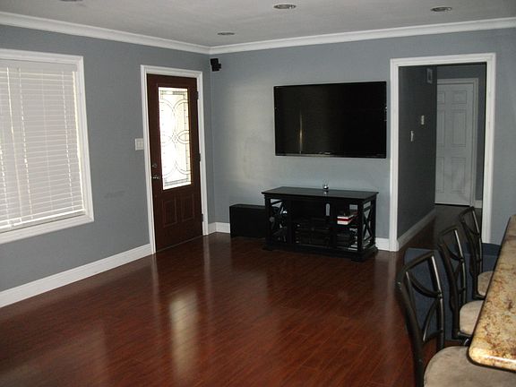 3rd image of 1333 N Armel Dr