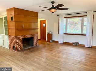 71 Laurel Ln, Pilesgrove, NJ 08098