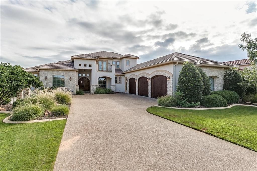 1605 Catalina Bay Ct, Granbury, TX 76048 Zillow
