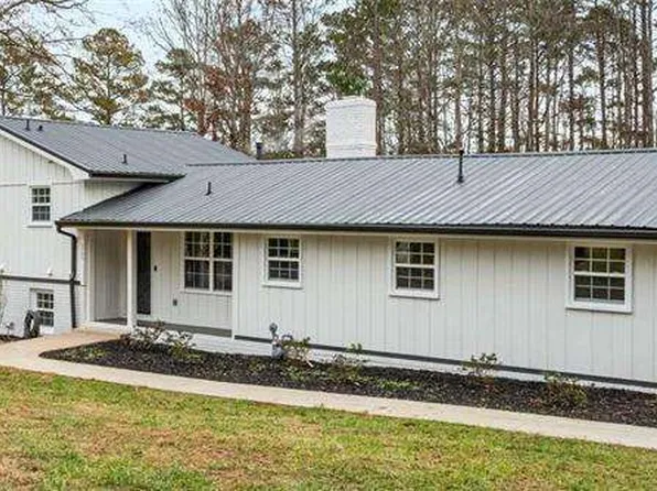 2765 Old Villa Rica Rd, Powder Springs, GA 30127