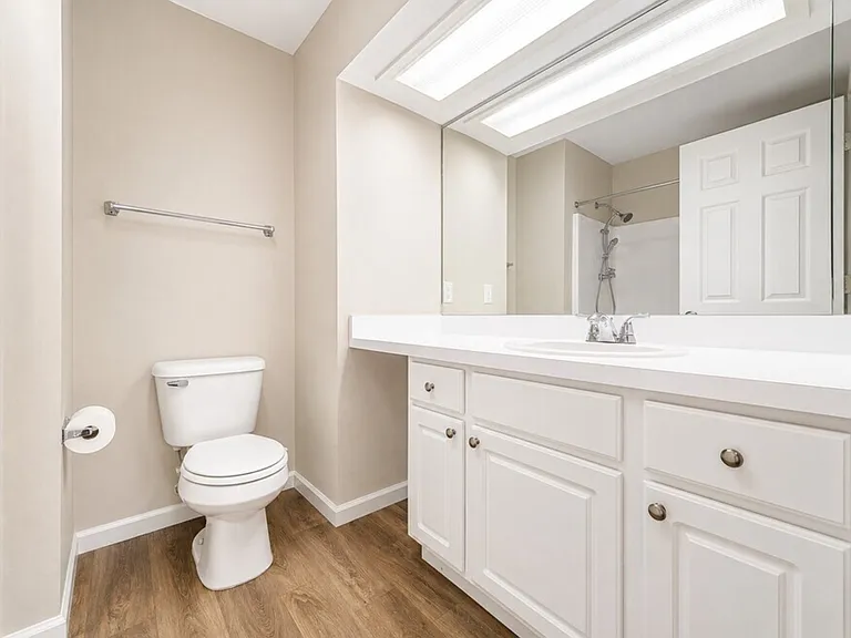 290 Gethings Cir #290 — Photo 14
