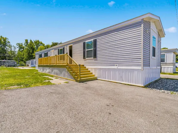 64 Martha Dr #64, Madison, OH 44057