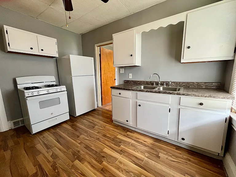 132 Elmont St #1 — Photo 7