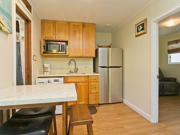 2nd image of 44-012 Kaimalu Pl #1