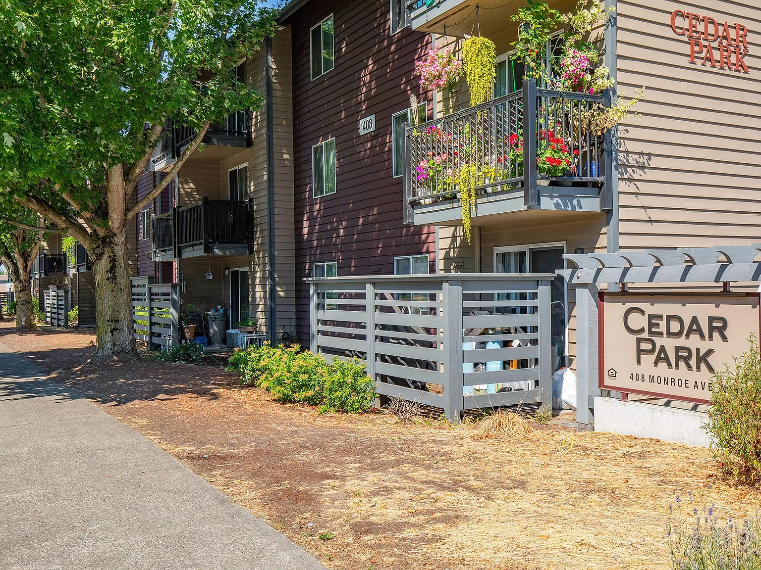 Cedar Park — Photo 3