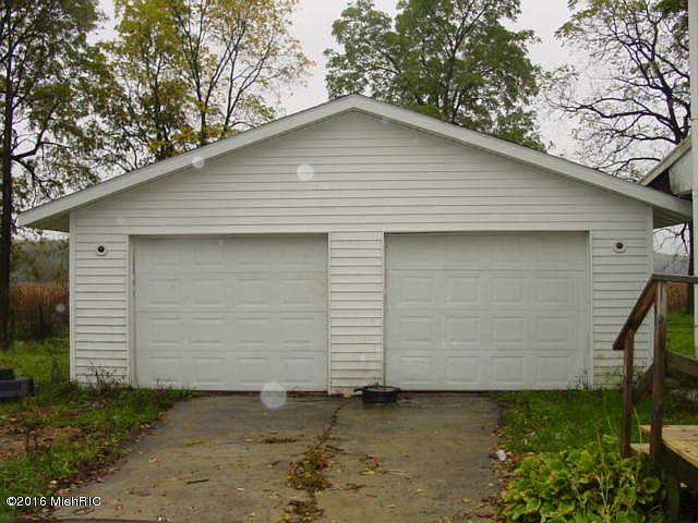 2nd image of 8450 Satterlee Rd