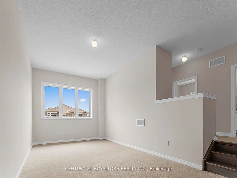 873 Logan Dr — Photo 9