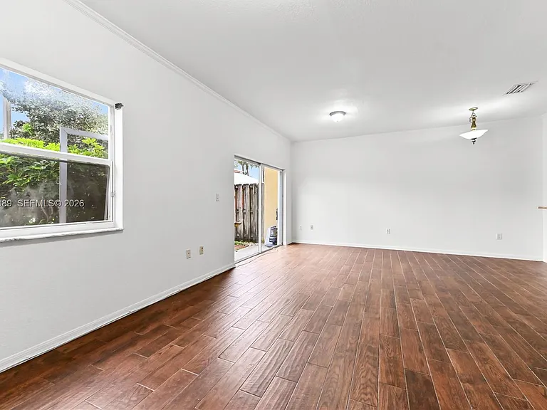 5043 SW 140th Ter — Photo 14